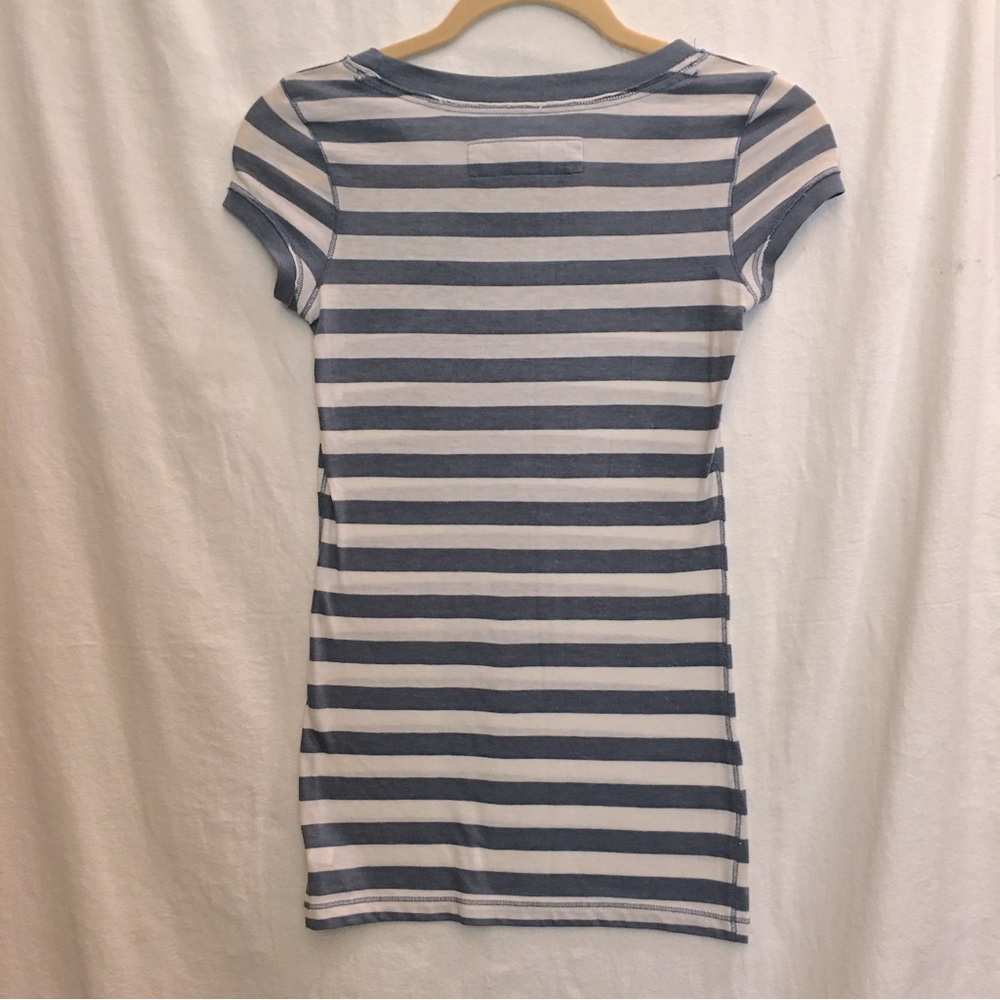 Abercrombie denim blue and white stripe T-shirt size XLslim fit - Picture 3 of 7